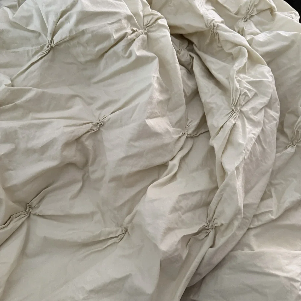 West Elm King Pintuck Duvet Cover Set Standard Shams 3 PCS Celery Organic Cotton